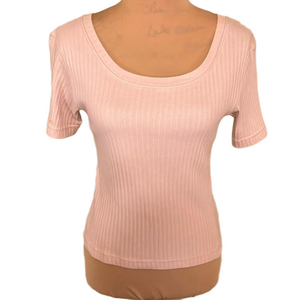 Newport News vintage pink short sleeve top size medium
